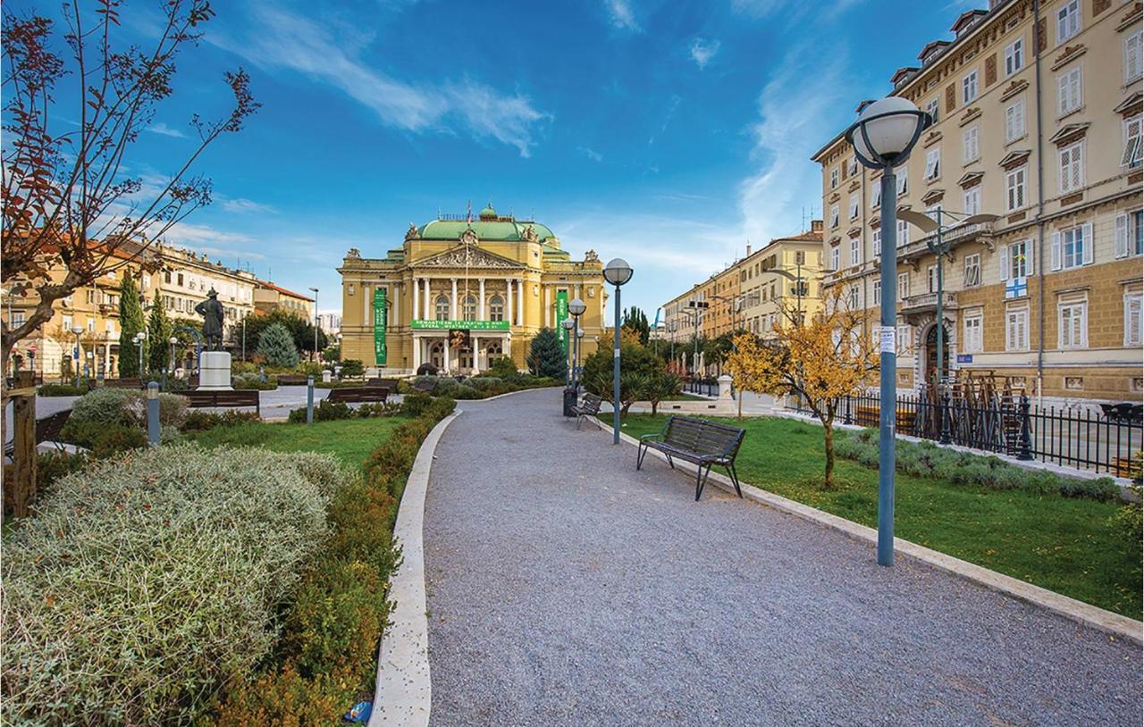 Gorgeous Apartment In Rijeka With Kitchen エクステリア 写真