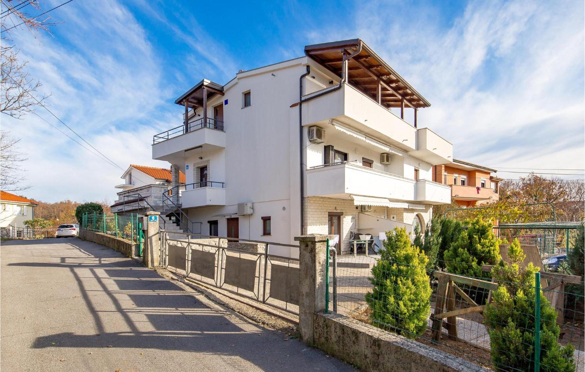 Gorgeous Apartment In Rijeka With Kitchen エクステリア 写真
